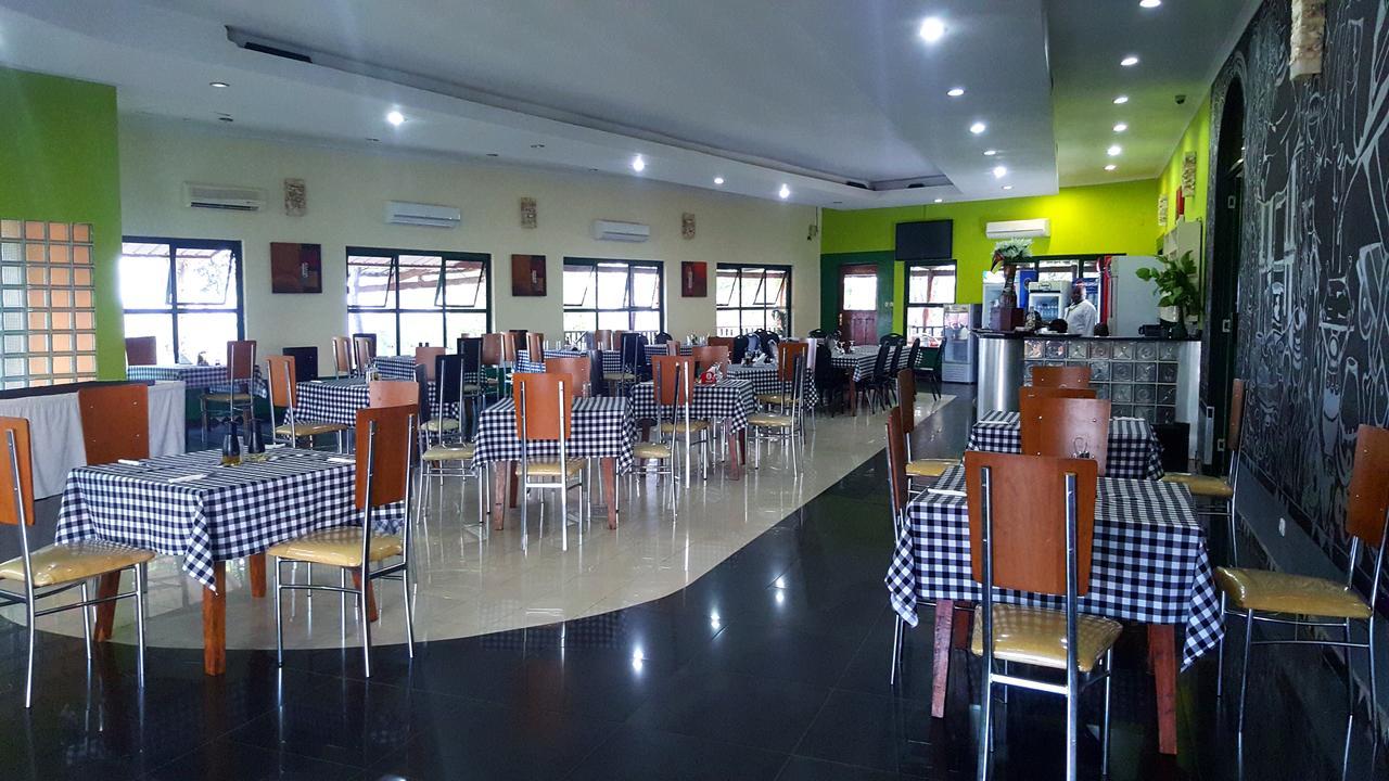 Milpark Hotel Cafumpe Exterior foto