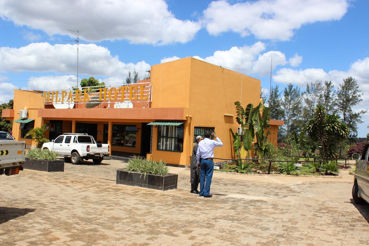 Milpark Hotel Cafumpe Exterior foto